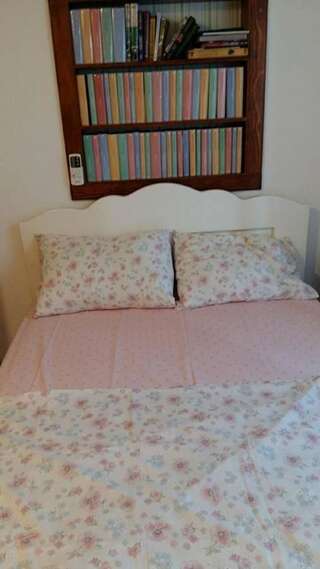 Гостевой дом Guesthouse Mare Bar Бар Трехместный номер-21