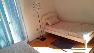 Гостевой дом Guesthouse Mare Bar Бар Трехместный номер-25